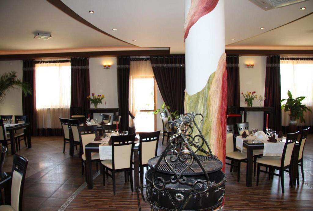Hotel Wasik Krogulcza Luaran gambar