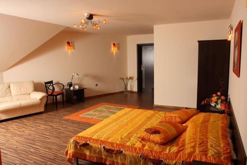 Hotel Wasik Krogulcza Luaran gambar